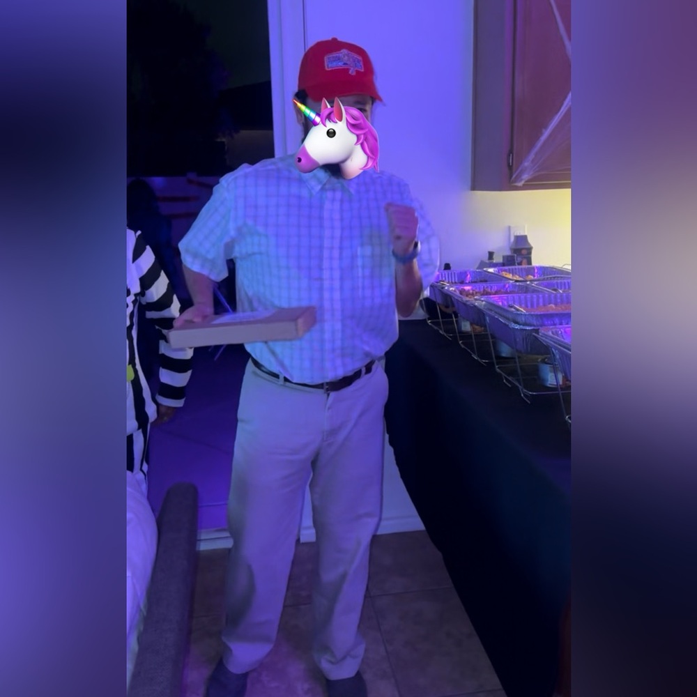 Forrest Gump Halloween Costume Pieces XL Shirt and Hat